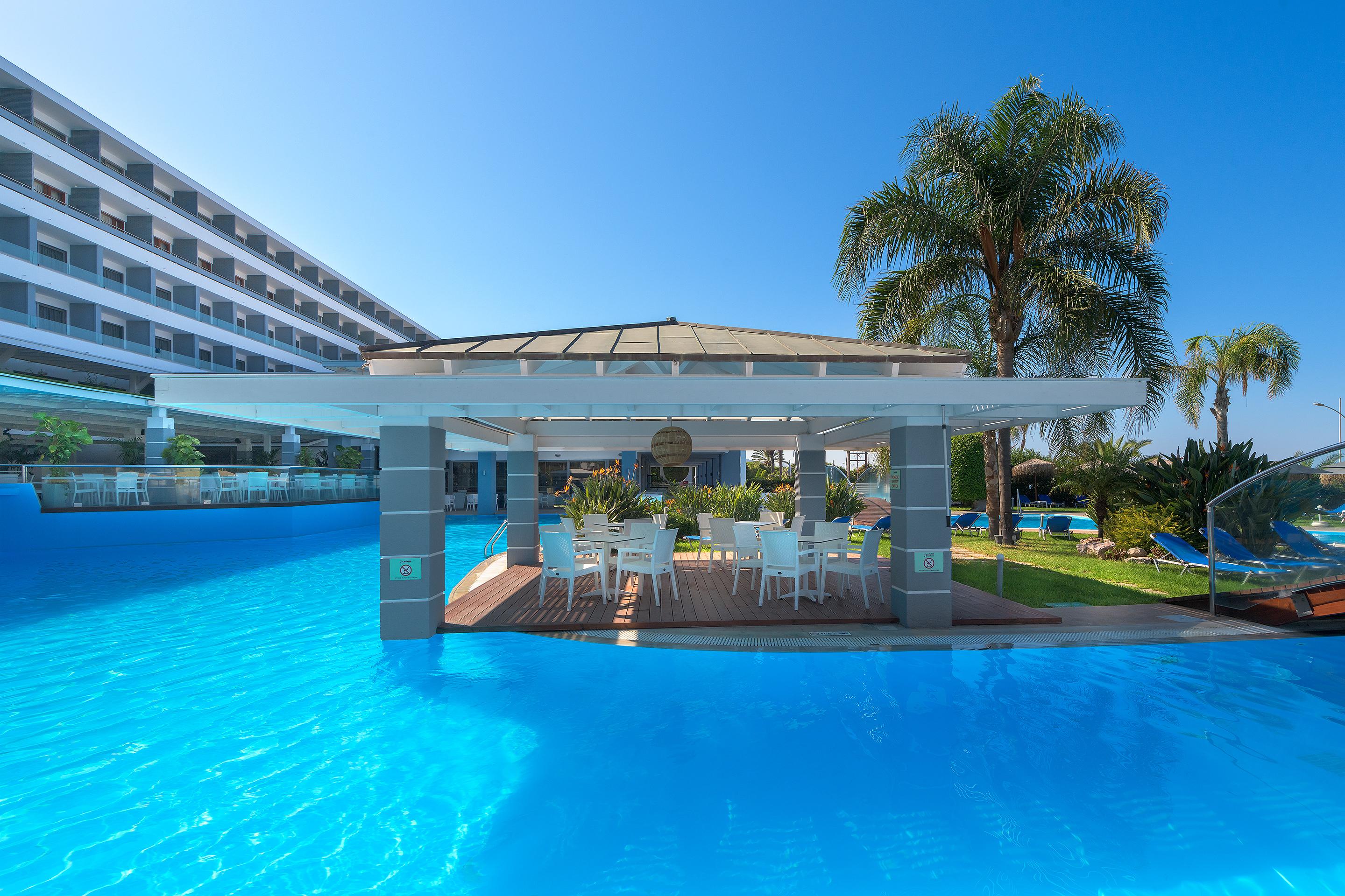 Oceanis Beach Hotel إكْسِيا المظهر الخارجي الصورة