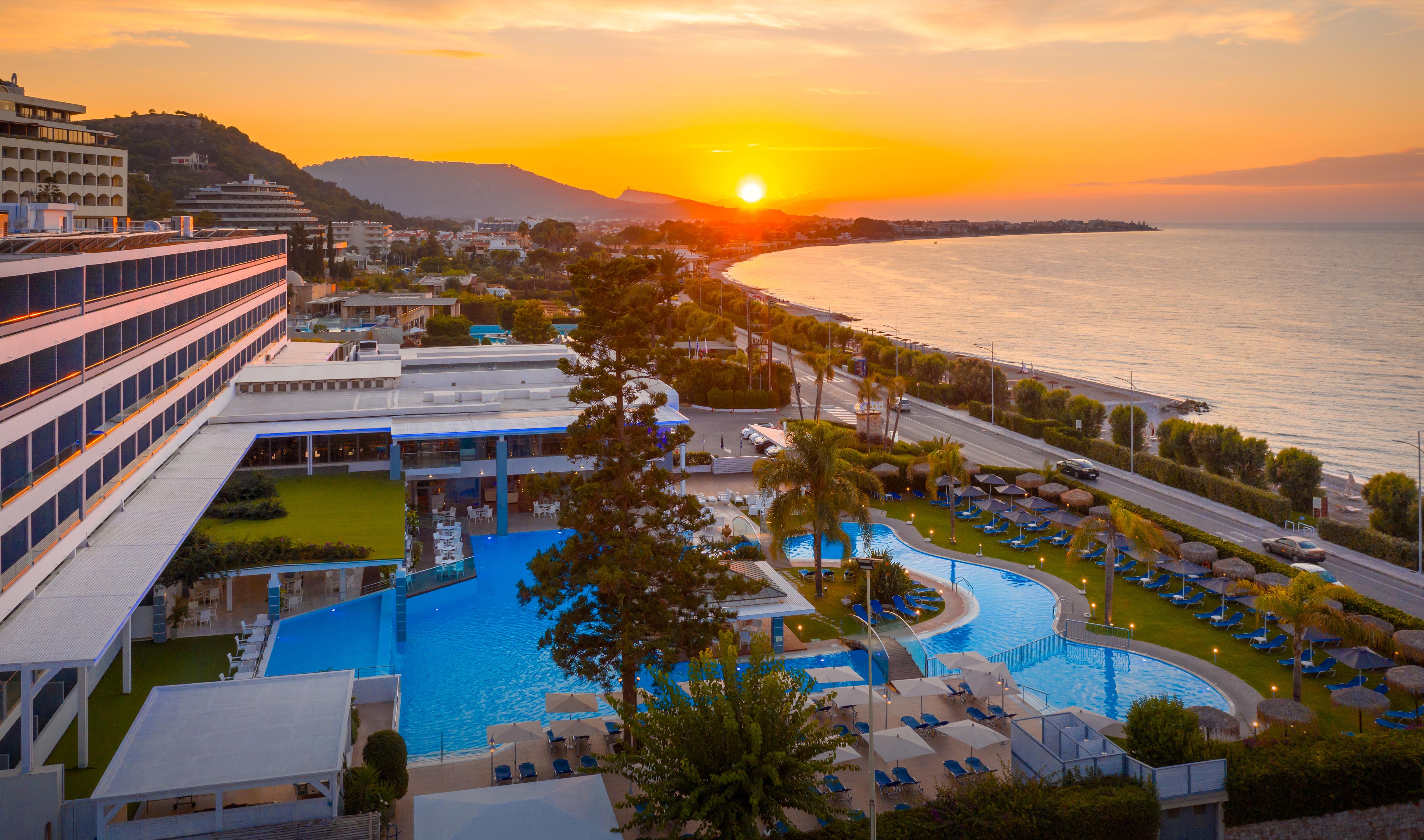 Oceanis Beach Hotel إكْسِيا المظهر الخارجي الصورة