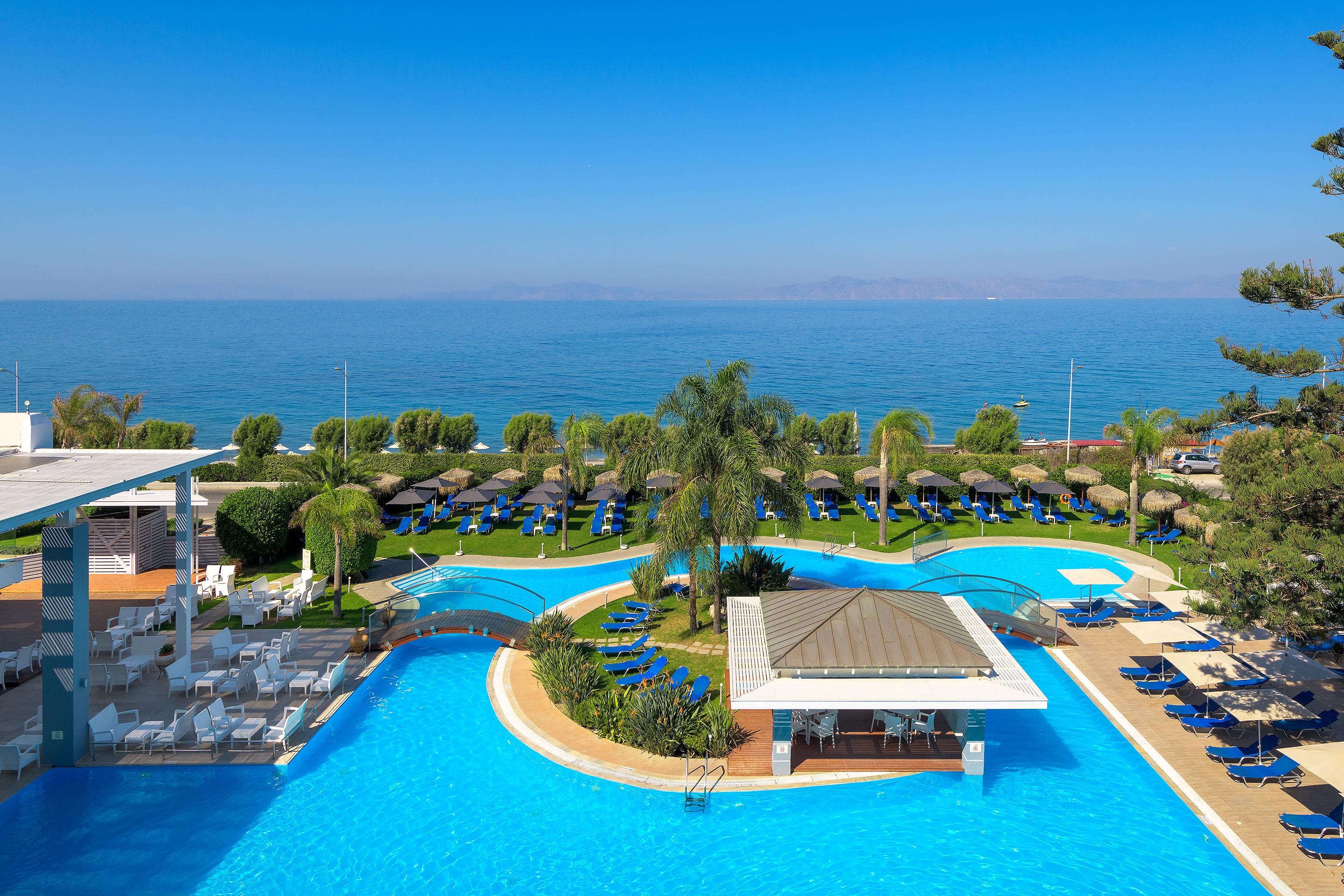 Oceanis Beach Hotel إكْسِيا المظهر الخارجي الصورة